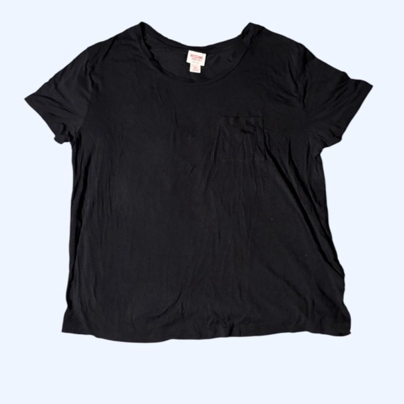 3 Pack Mossimo Basic Pocket T-Shirts - Picture 2 of 4